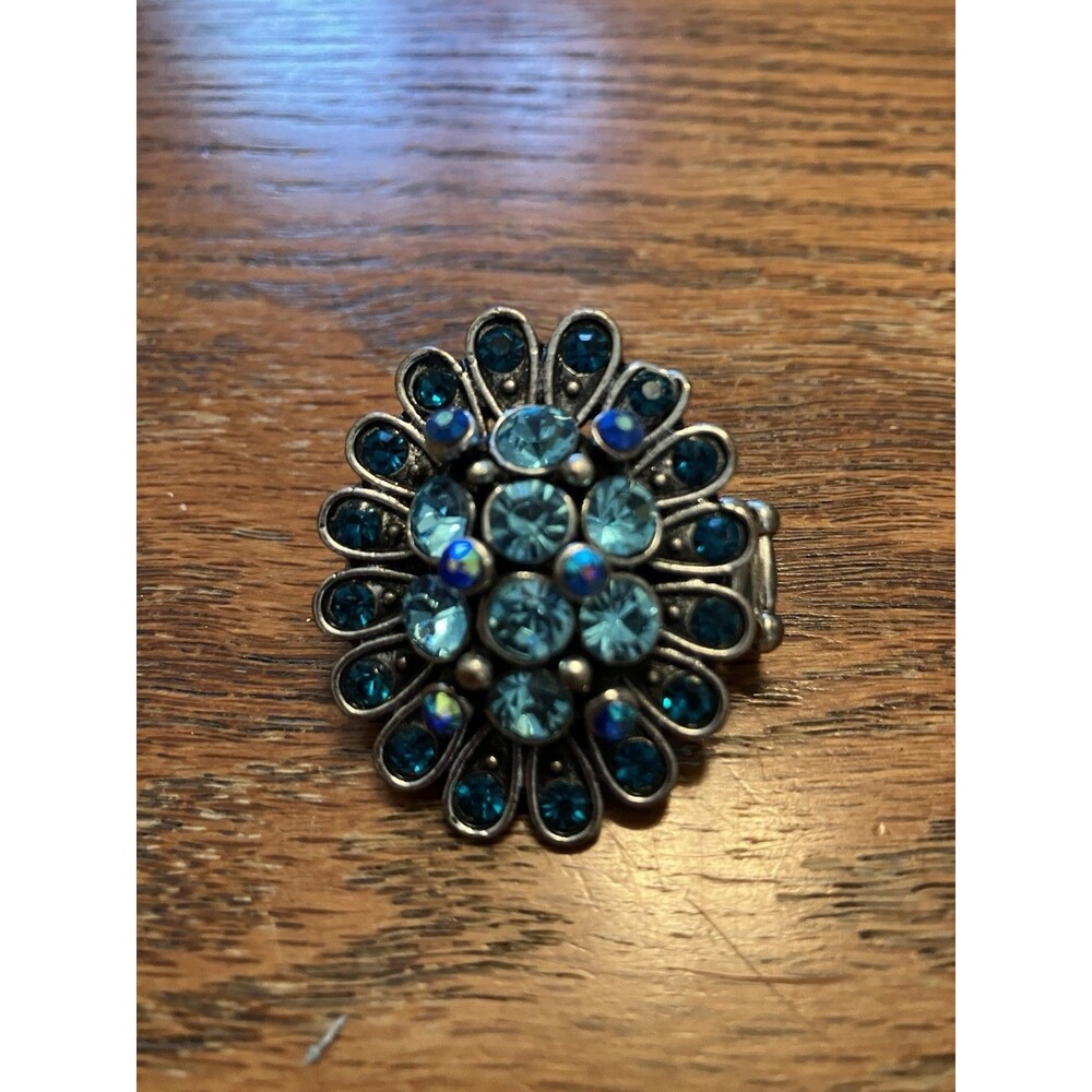 YUHONG Blue Rhinestone Stretch Statement Art Deco Ring Signed Silver Tone